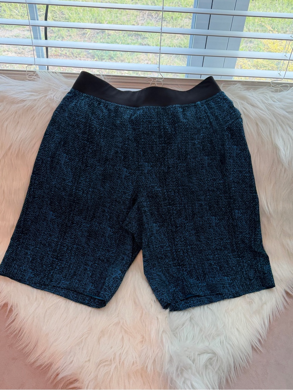 lululemon athletica Men's Dark Blue Heather Athletic Shorts with Black Waistband